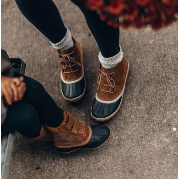 Sorel Women's Waterproof Leather & Rubber Boots size 10.5 - Picture 2 of 10